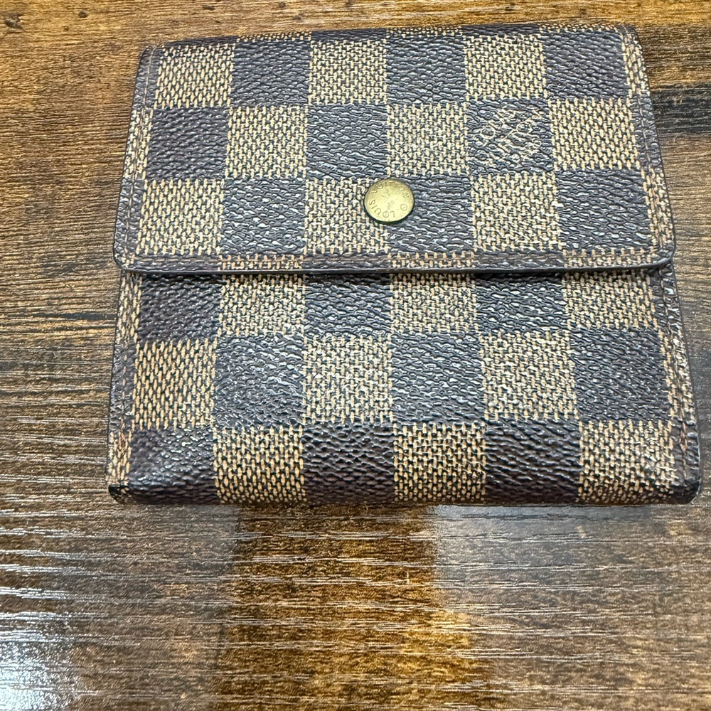 Louis Vuitton Damier Wallet